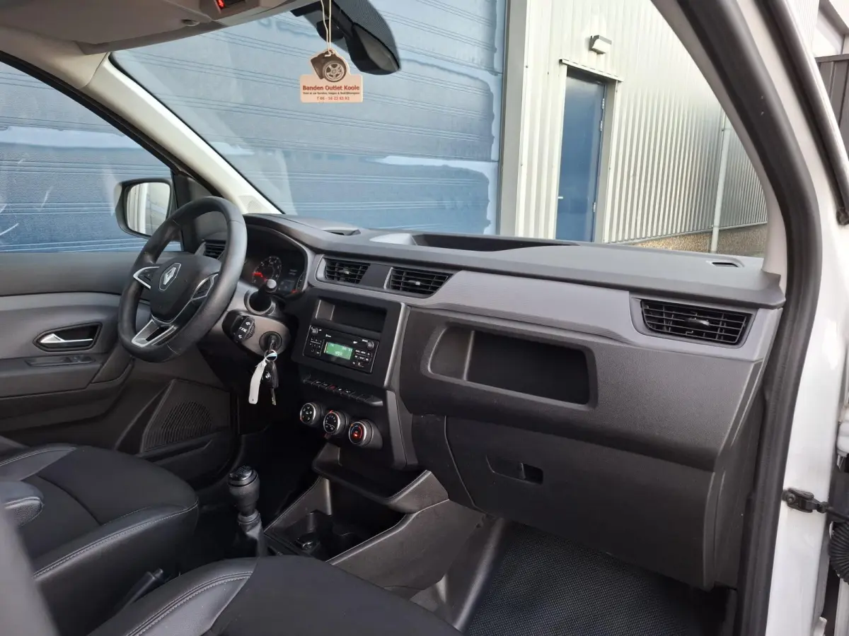 1.5 dCi 75 Comfort AIRCO / CRUISE CONTROLE / EURO 6 / TREKHAAK