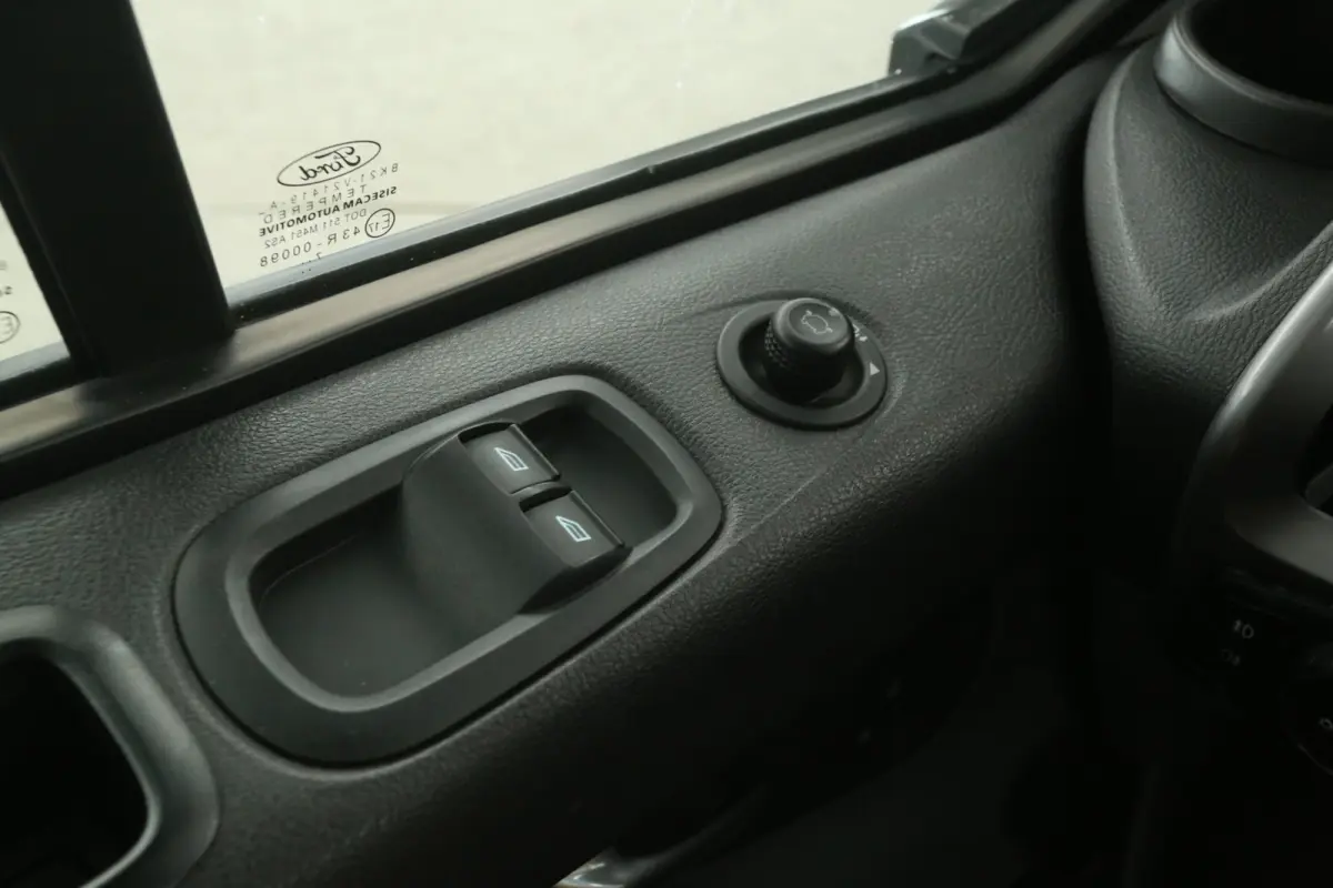 2.0 TDCI L2H1 | Airco | Camera | Cruise | 3 Zits | Navi | Parkeersens. | 2xSchuifdeur