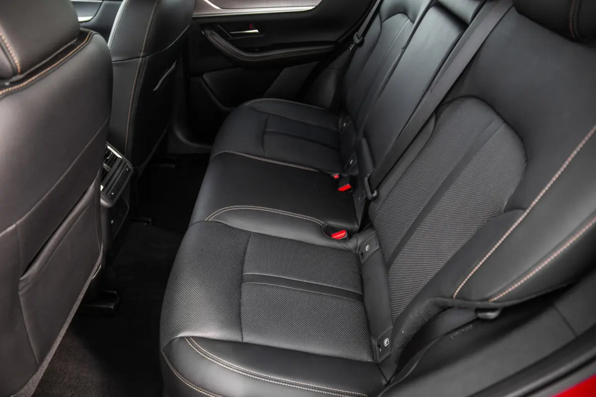 2.5 e-SkyActiv PHEV Homura / STOELVERWARMING + KOELING / CARPLAY / ADAPTIVE CRUISE