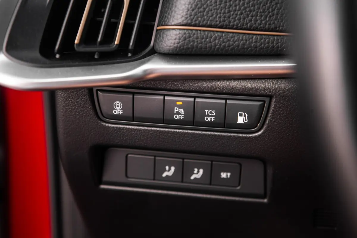 2.5 e-SkyActiv PHEV Homura / STOELVERWARMING + KOELING / CARPLAY / ADAPTIVE CRUISE