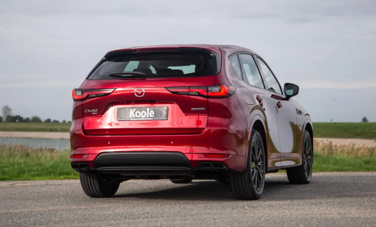 2.5 e-SkyActiv PHEV Homura / STOELVERWARMING + KOELING / CARPLAY / ADAPTIVE CRUISE