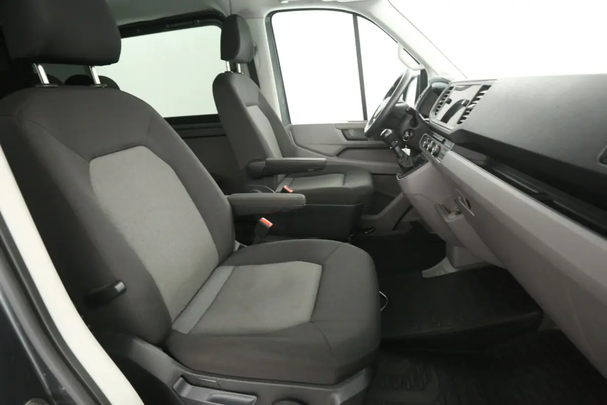 2.0 TDI 140PK L3H2 | DC | 6 Zits | Airco | Camera | Carplay | Navi | Stoelverwarming
