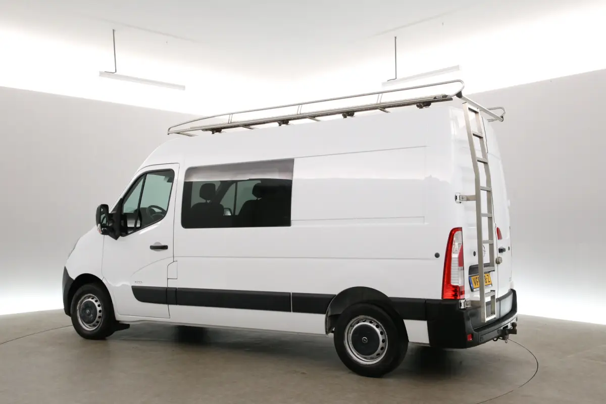 2.3 Turbo 150PK L2H2 | Dubbele Cabine | Clima | Camera | Trekhaak | Imperiaal | Navi | Parkeersens.