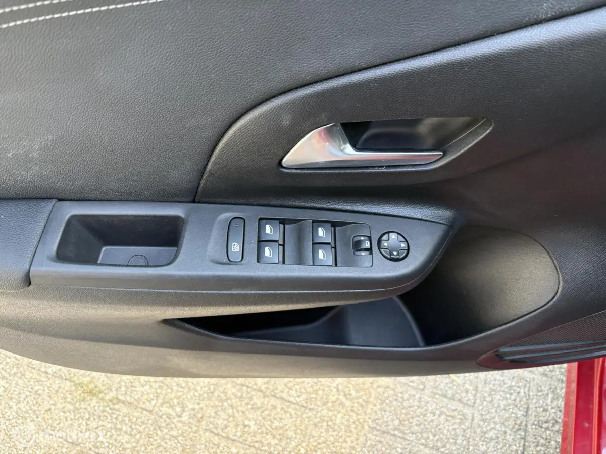 1.2 Elegance AUTOMAAT/CRUISE/ SCHADE
