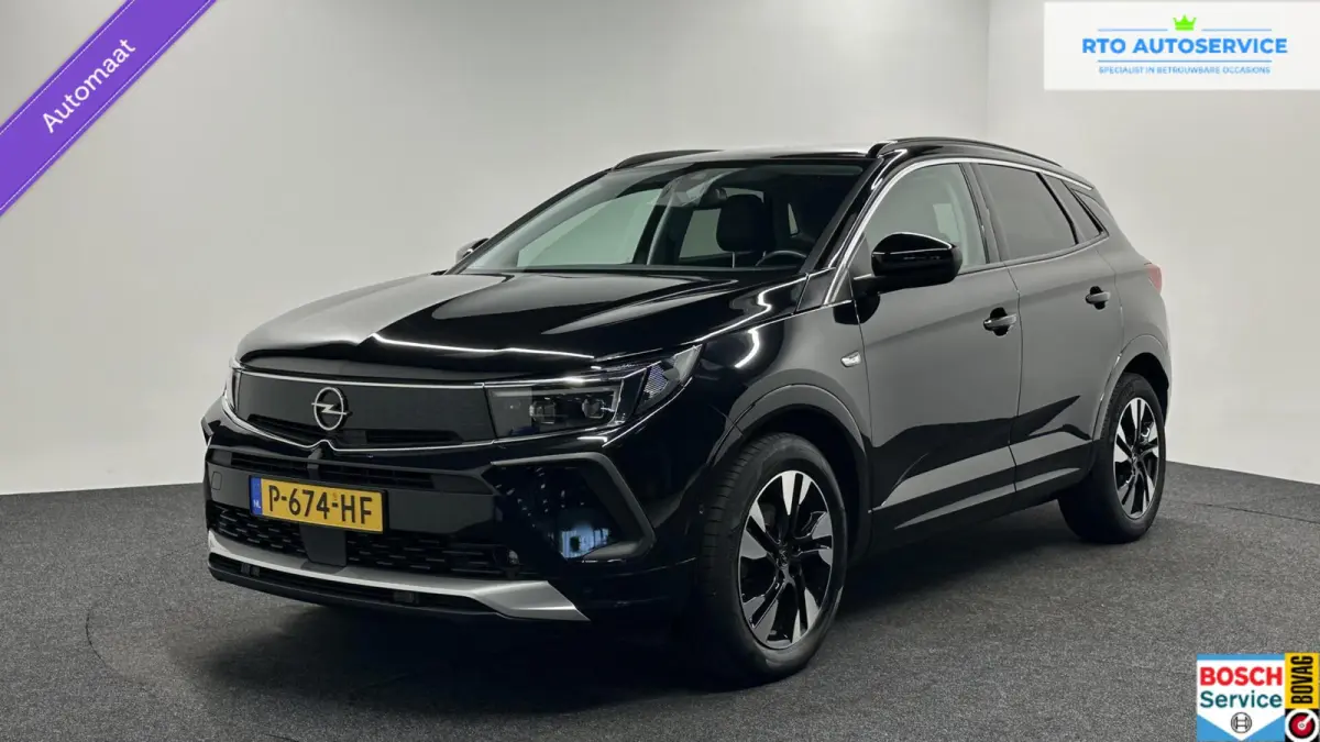 1.2 Turbo Business Elegance TREKHAAK CAMERA CARPLAY NAVI CRUISE ECC LM.