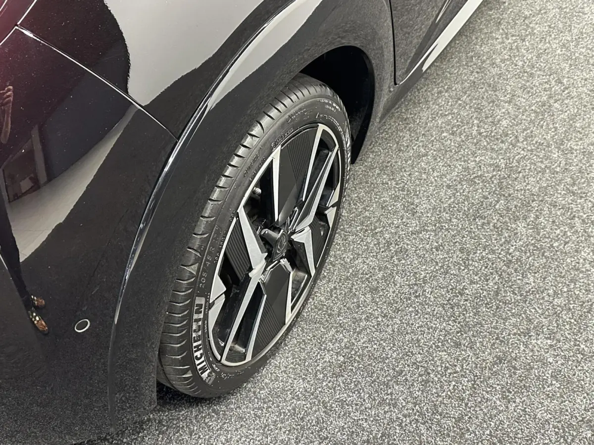 1.2 Hybrid 145 e-DCS6 GT CAMERA CARPLAY ADAPTIEF CRUISE NAVI.