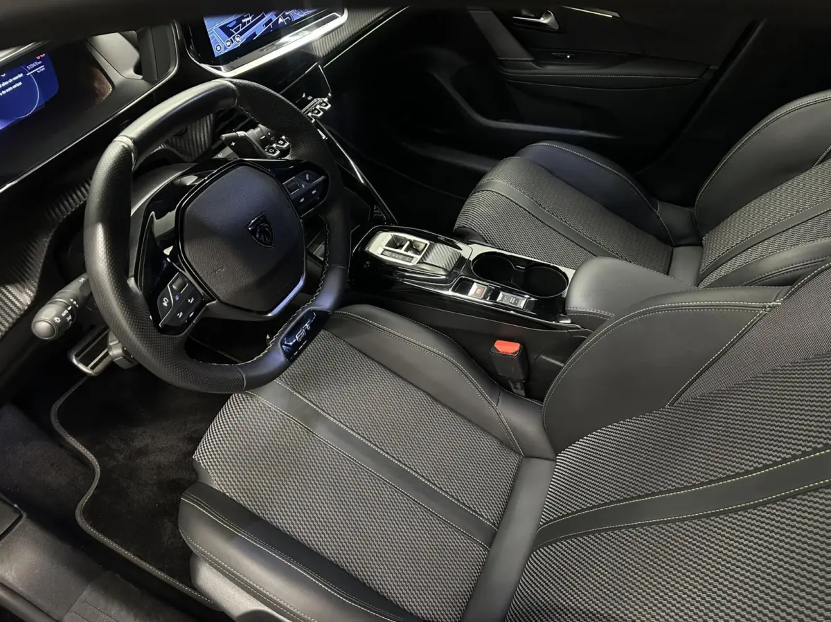 1.2 Hybrid 145 e-DCS6 GT CAMERA CARPLAY ADAPTIEF CRUISE NAVI.