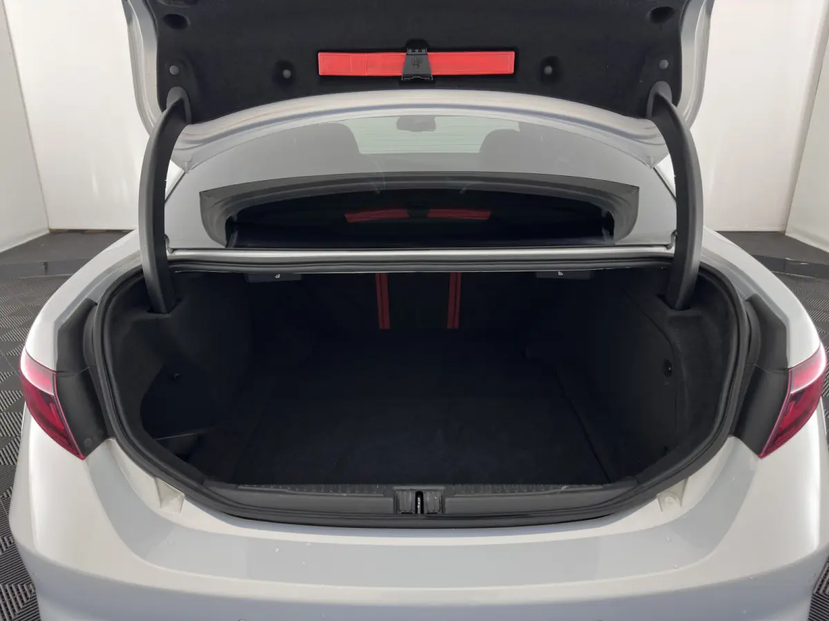 2.0T Sprint (INCL-BTW)  Aut. *ADAPTIVE-CRUISE | LEATHER | XENON | MEMORY-PACK | HEATED-SPORTSEATS | CAMERA | NAVI-FULLMAP | DAB+ | SHIFT-PADDLES | PRIVACY-GLASS | LANE-ASSIST | BLINDSPOT | K