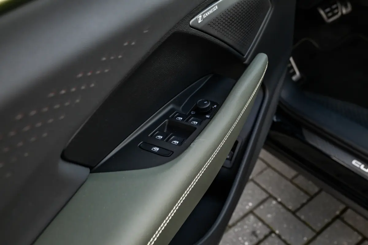 1.5 TSI e-Hybrid VZ Tribe Edition l Sennheiser Sound l Elekt. Trekhaak l Elektr. Stoel incl Memory l Side Assist l 360gr Camera l