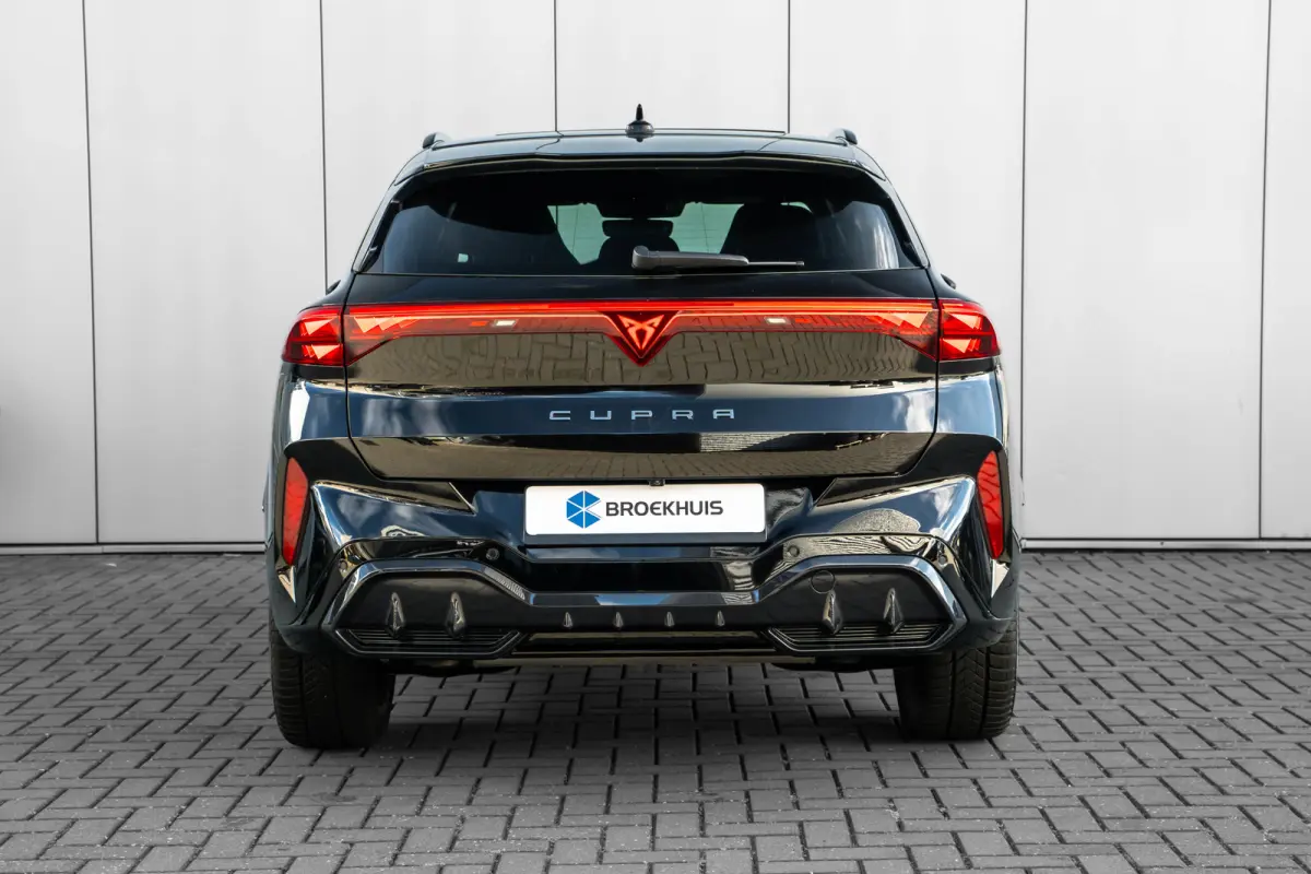 1.5 TSI e-Hybrid VZ Tribe Edition l Sennheiser Sound l Elekt. Trekhaak l Elektr. Stoel incl Memory l Side Assist l 360gr Camera l