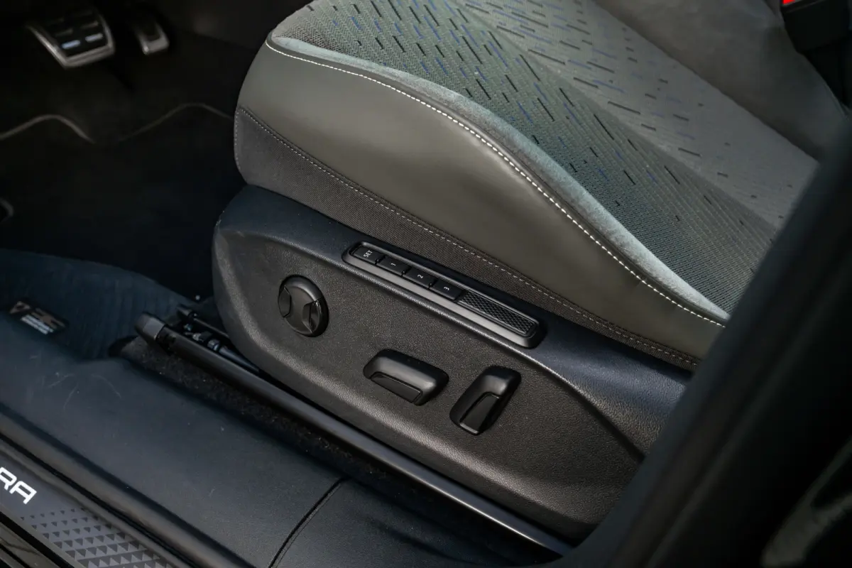 1.5 TSI e-Hybrid VZ Tribe Edition l Sennheiser Sound l Elekt. Trekhaak l Elektr. Stoel incl Memory l Side Assist l 360gr Camera l