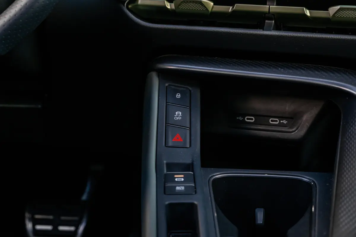 1.5 TSI e-Hybrid VZ Tribe Edition l Sennheiser Sound l Elekt. Trekhaak l Elektr. Stoel incl Memory l Side Assist l 360gr Camera l