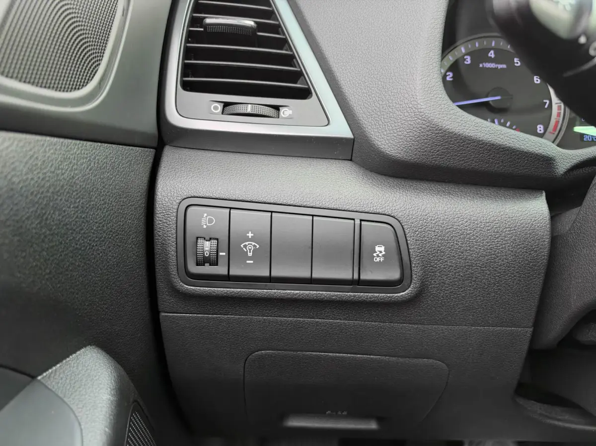 1.6 GDi 132pk Urban Spirit | Navigatie | Camera | Stoelverwarming