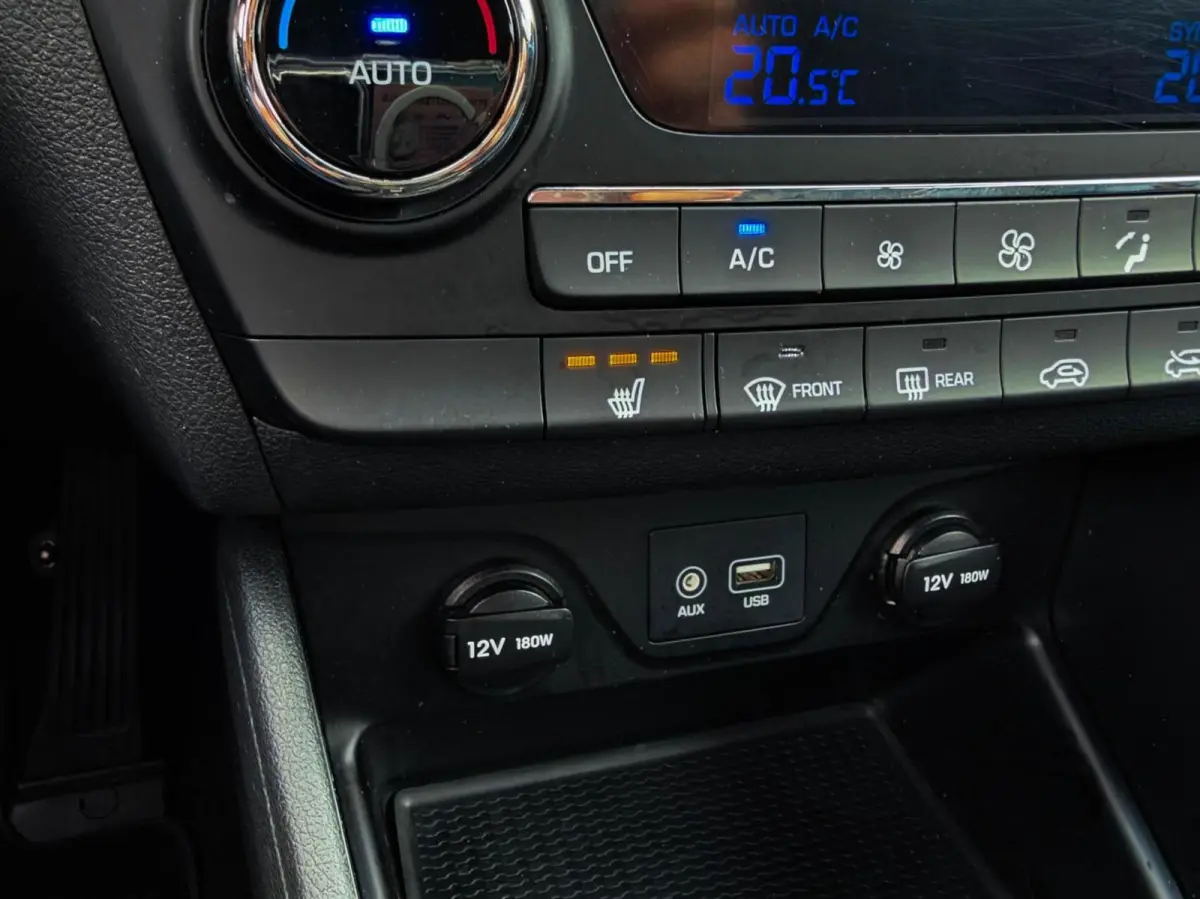 1.6 GDi 132pk Urban Spirit | Navigatie | Camera | Stoelverwarming