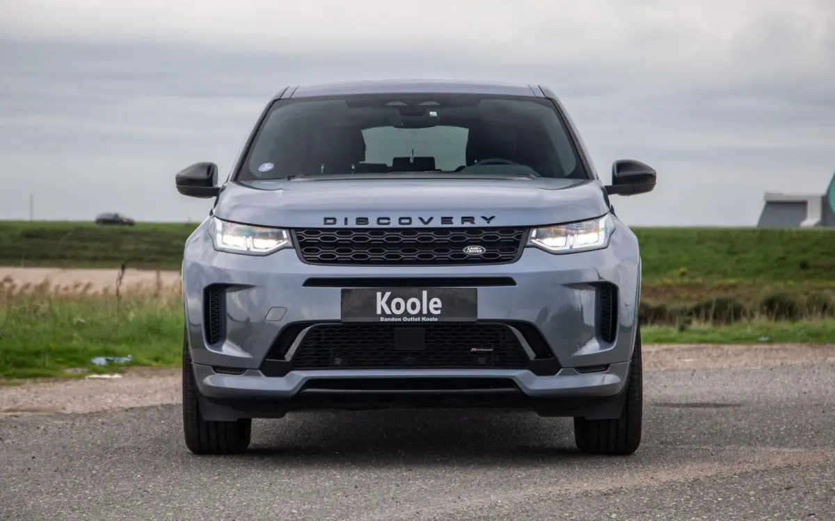 P300e 1.5 SE R-DYNAMIC / CARPLAY / LEER / DEALER ONDERHOUDEN / CAMERA