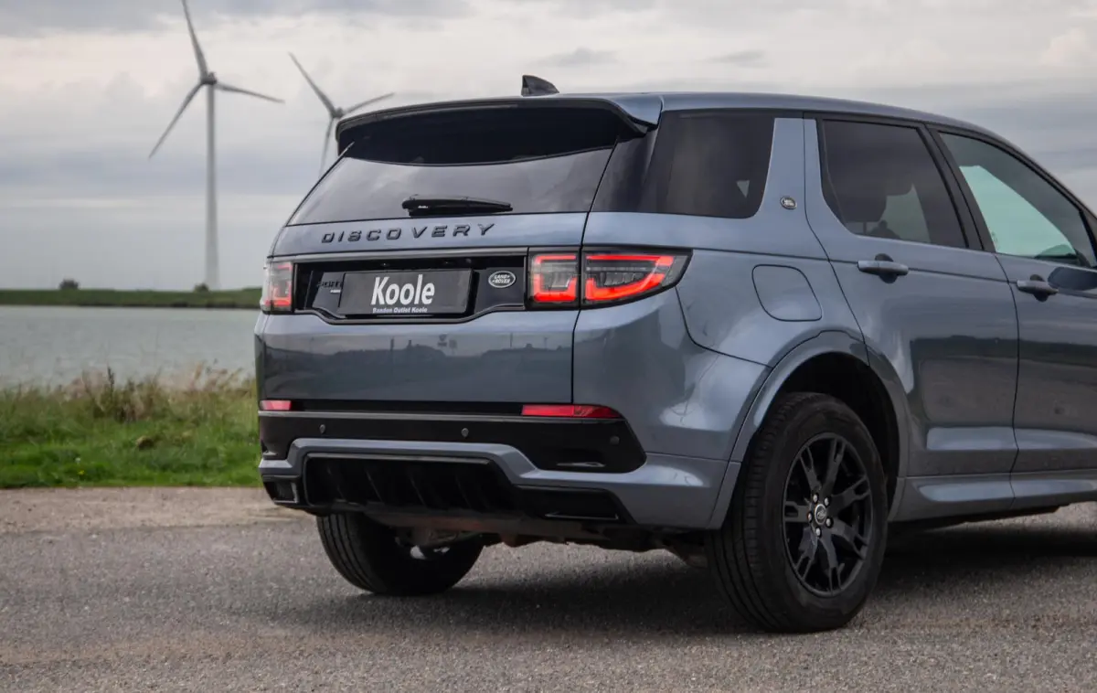 P300e 1.5 SE R-DYNAMIC / CARPLAY / LEER / DEALER ONDERHOUDEN / CAMERA