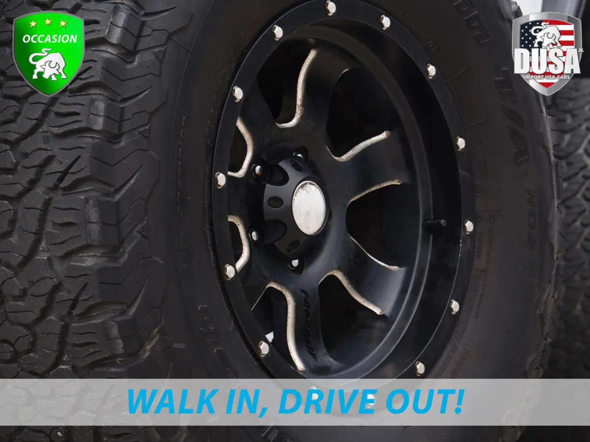 3.6 Rubicon Liftkit | Stubby offroad-bumper | Smittybilt lier | Fenders | Offroad Wheels