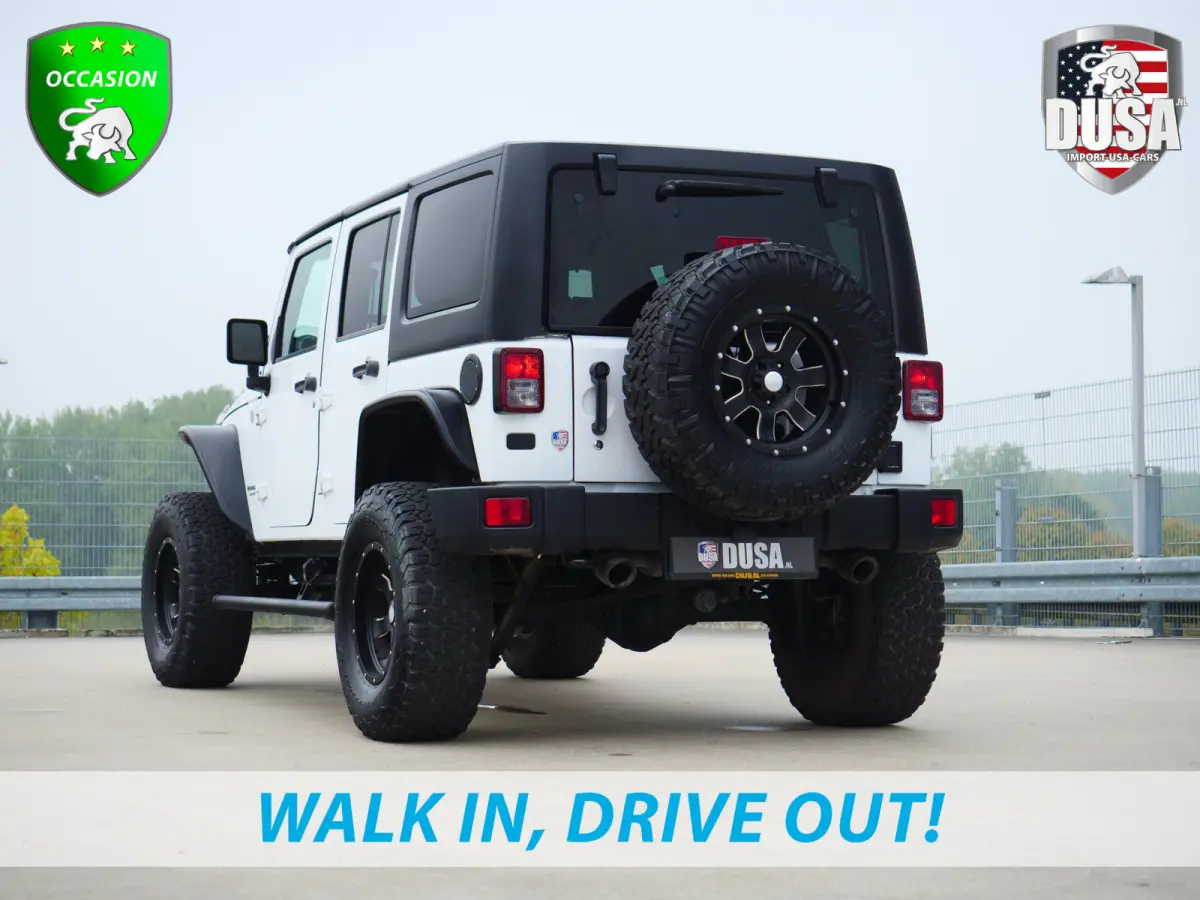 3.6 Rubicon Liftkit | Stubby offroad-bumper | Smittybilt lier | Fenders | Offroad Wheels