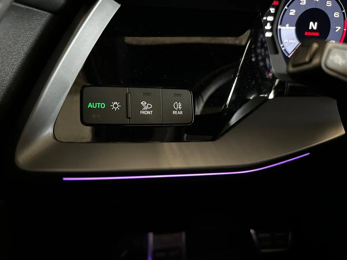 35 TFSI S Edition 3x S-LINE |PANO| Matrix | Sfeerverlichting|Dode hoek|Camera|Apple carplay|Automatisch inparker