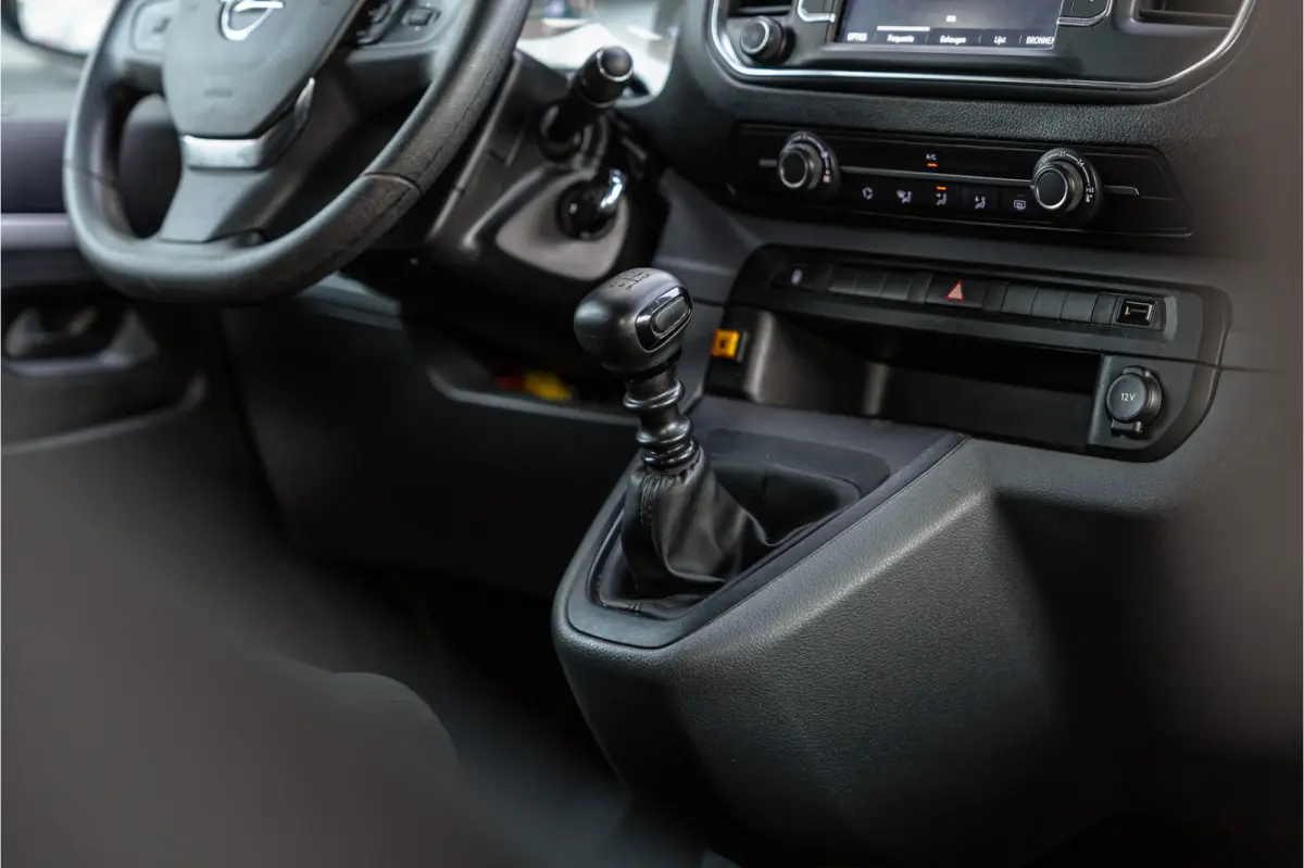 2.0 CDTI L3H1 DC | Dubbel cabine | CarPlay | Navigatie | MF Stuur | Cruise control | 5-Zitter | PDC V+A | Nieuwe APK