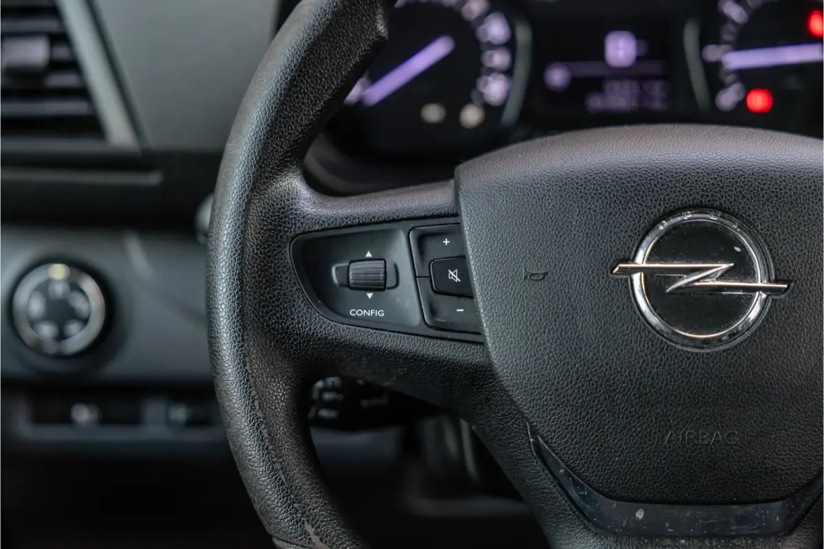 2.0 CDTI L3H1 DC | Dubbel cabine | CarPlay | Navigatie | MF Stuur | Cruise control | 5-Zitter | PDC V+A | Nieuwe APK