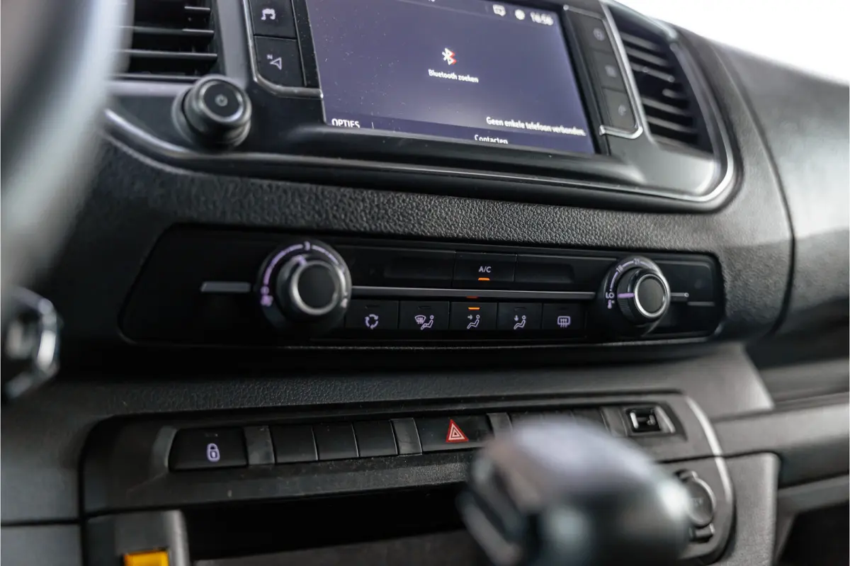 2.0 CDTI L3H1 DC | Dubbel cabine | CarPlay | Navigatie | MF Stuur | Cruise control | 5-Zitter | PDC V+A | Nieuwe APK