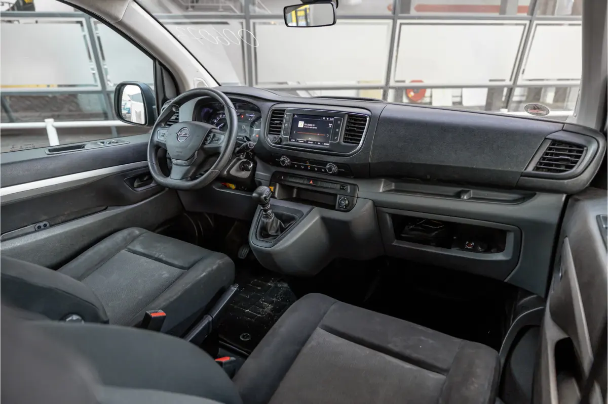 2.0 CDTI L3H1 DC | Dubbel cabine | CarPlay | Navigatie | MF Stuur | Cruise control | 5-Zitter | PDC V+A | Nieuwe APK