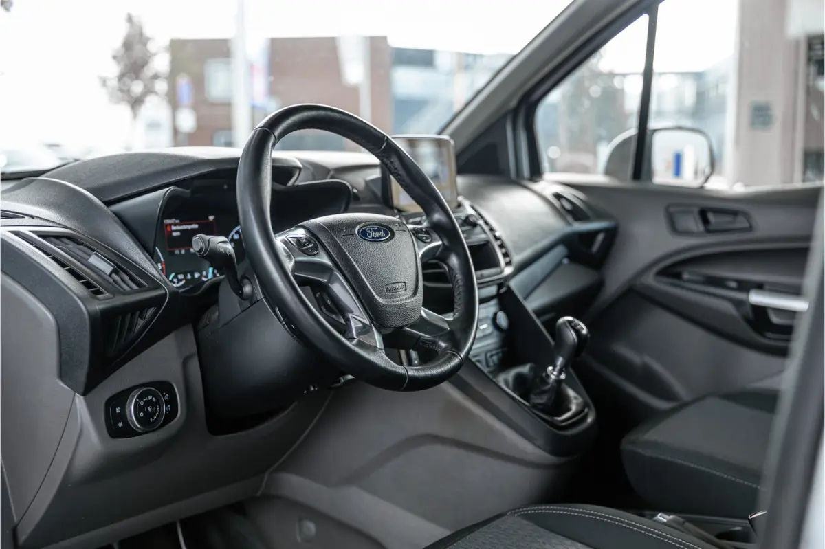1.5 EcoBlue 120 PK L2 | Bi-Xenon | ACC | Blind Spot | Camera | CarPlay | Climate control | BOTT Inrichting | Stoelverwarming | Automatisch inparkeren | Dealer onderhouden | Nieuwe APK