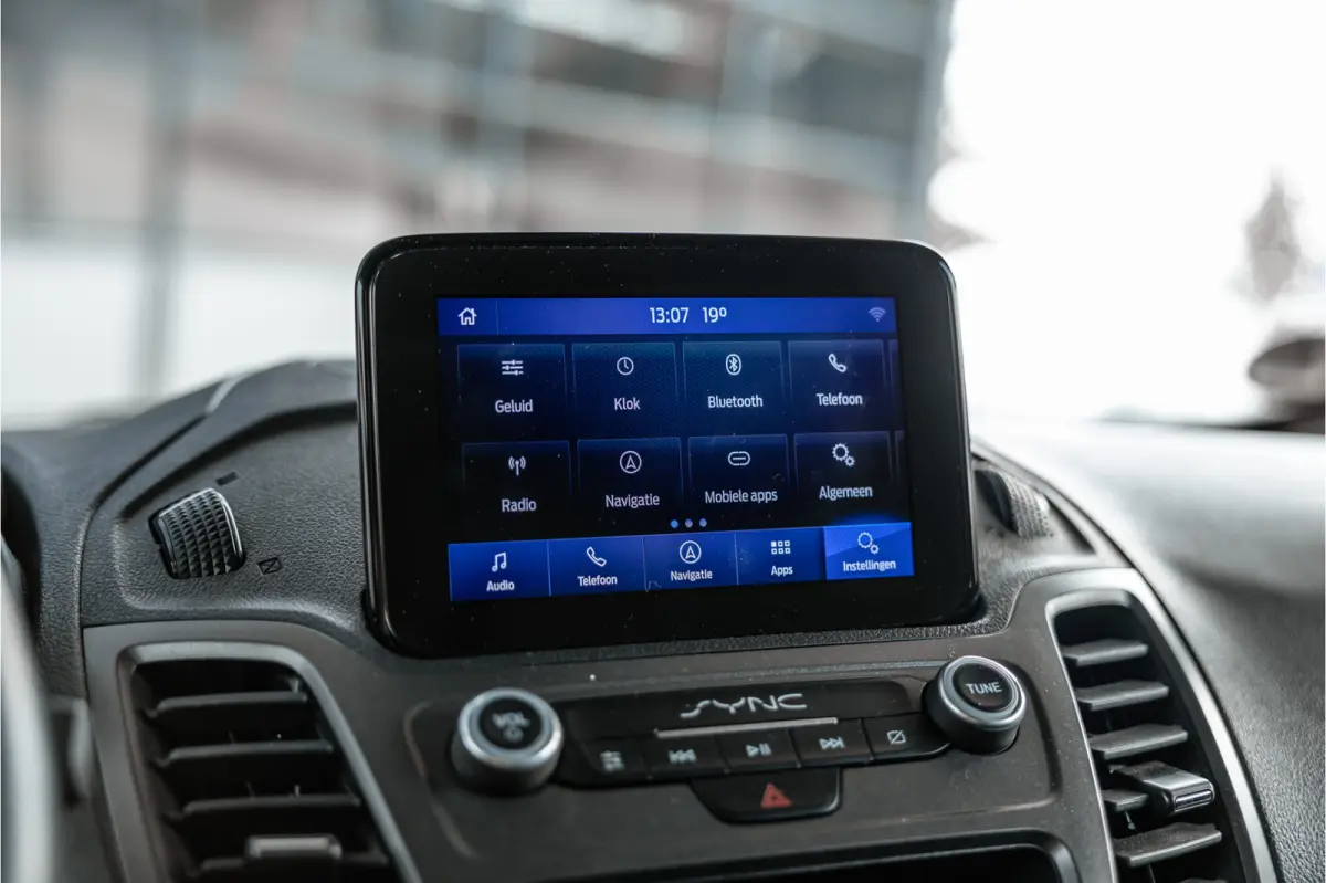 1.5 EcoBlue 120 PK L2 | Bi-Xenon | ACC | Blind Spot | Camera | CarPlay | Climate control | BOTT Inrichting | Stoelverwarming | Automatisch inparkeren | Dealer onderhouden | Nieuwe APK