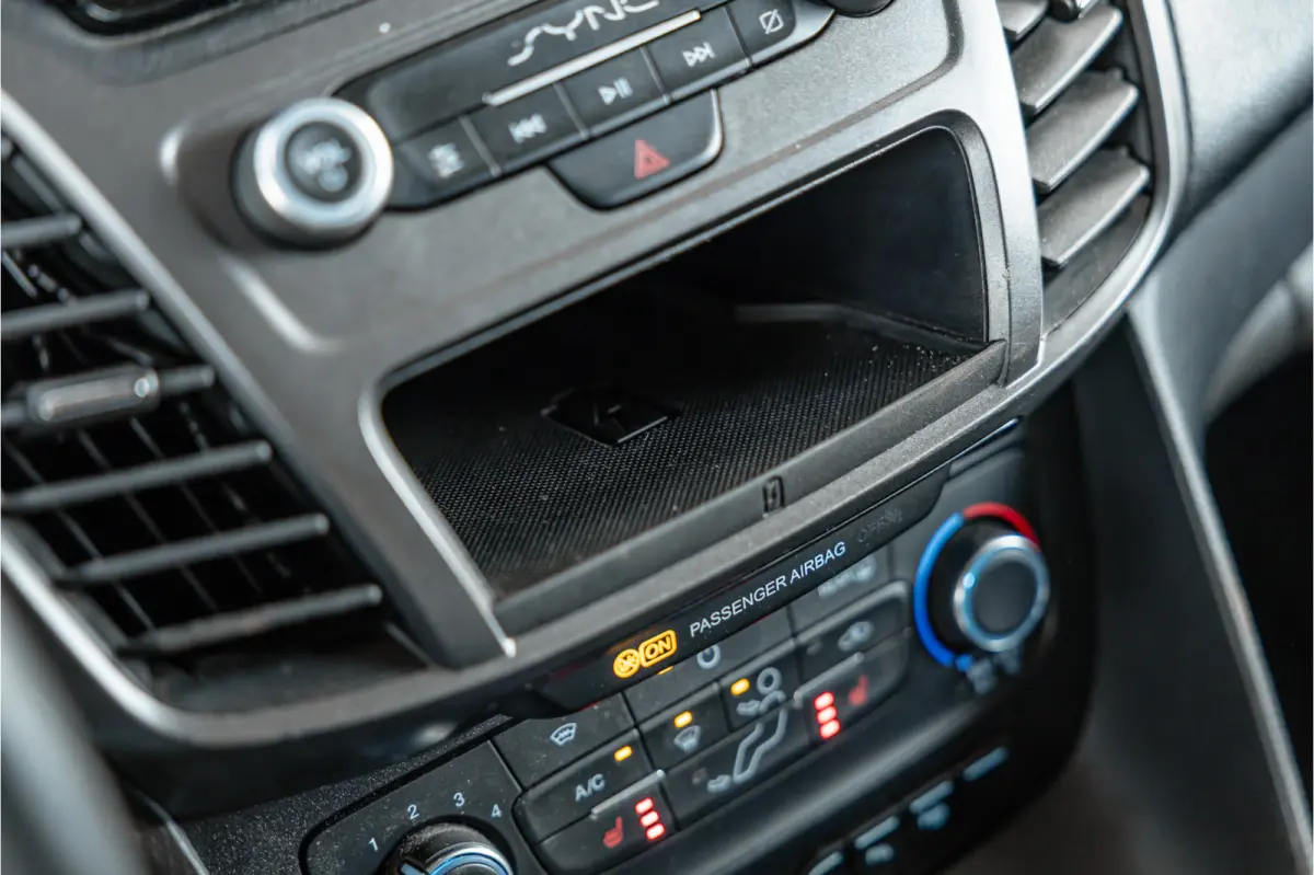 1.5 EcoBlue 120 PK L2 | Bi-Xenon | ACC | Blind Spot | Camera | CarPlay | Climate control | BOTT Inrichting | Stoelverwarming | Automatisch inparkeren | Dealer onderhouden | Nieuwe APK