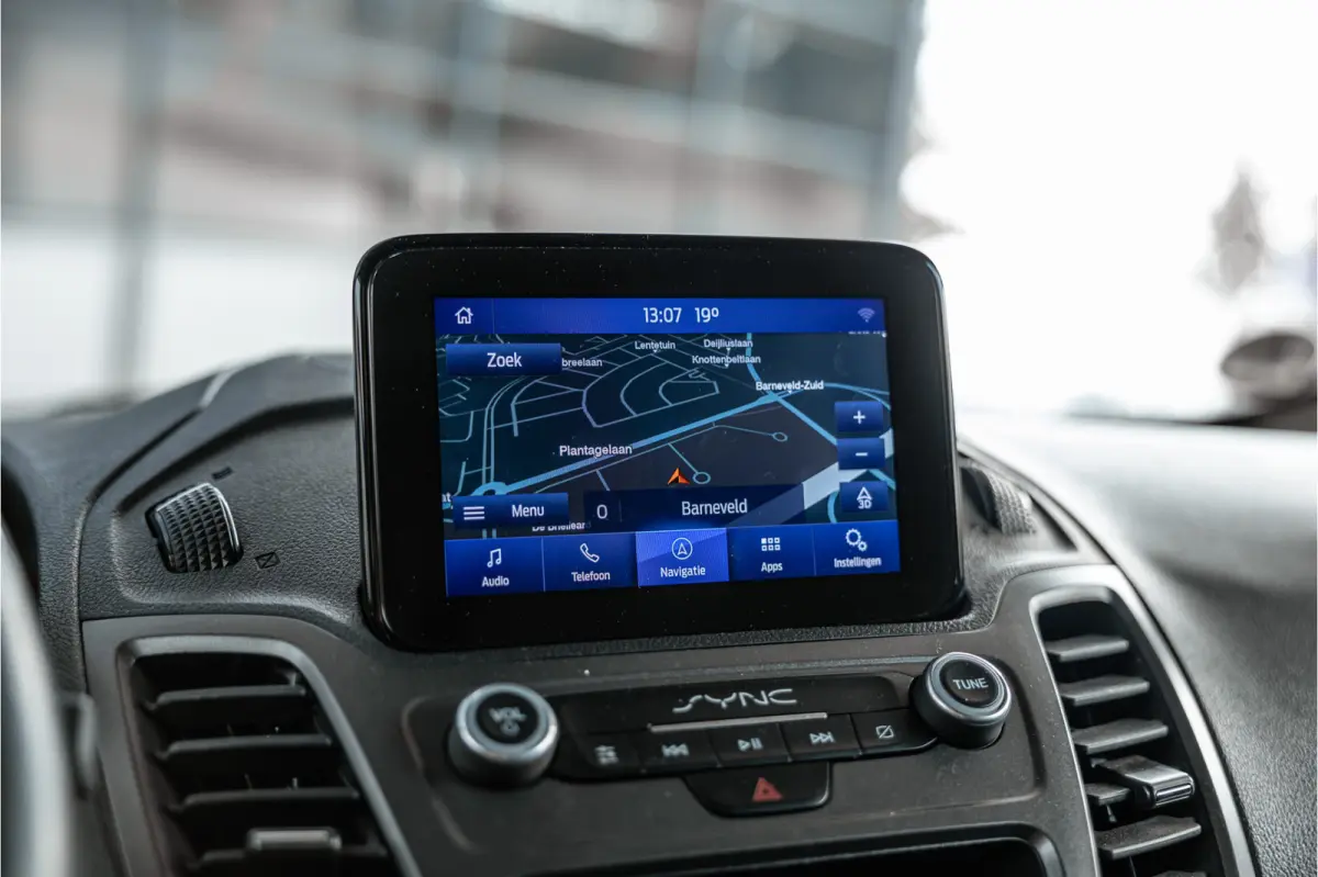 1.5 EcoBlue 120 PK L2 | Bi-Xenon | ACC | Blind Spot | Camera | CarPlay | Climate control | BOTT Inrichting | Stoelverwarming | Automatisch inparkeren | Dealer onderhouden | Nieuwe APK