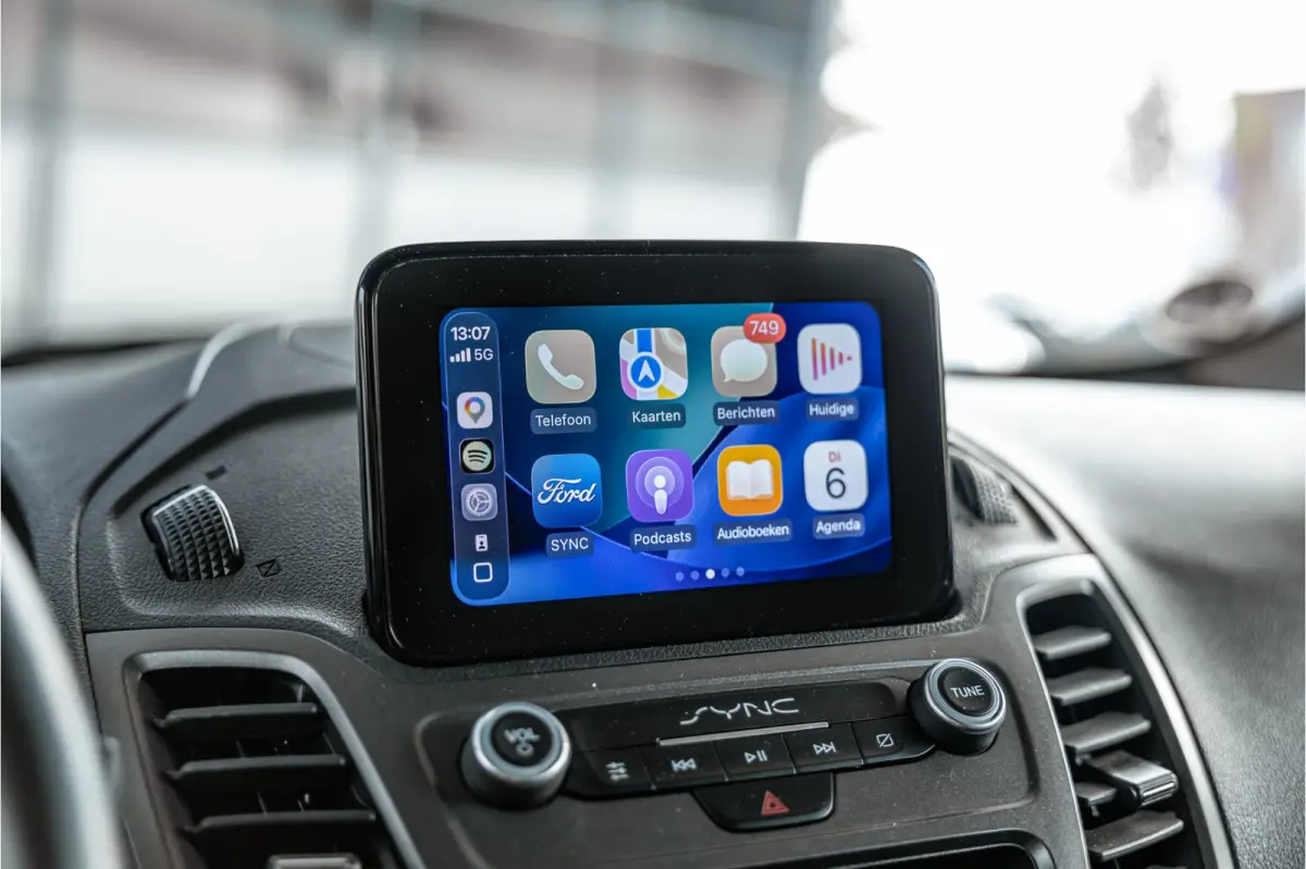 1.5 EcoBlue 120 PK L2 | Bi-Xenon | ACC | Blind Spot | Camera | CarPlay | Climate control | BOTT Inrichting | Stoelverwarming | Automatisch inparkeren | Dealer onderhouden | Nieuwe APK