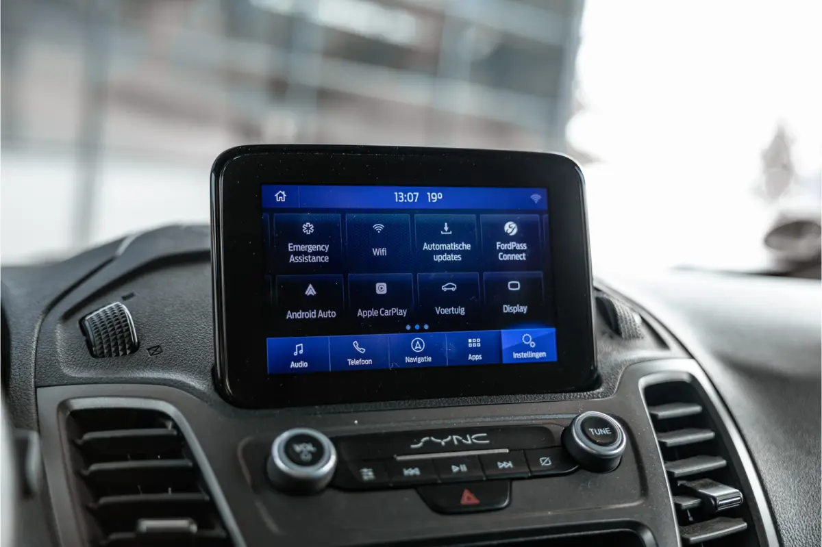 1.5 EcoBlue 120 PK L2 | Bi-Xenon | ACC | Blind Spot | Camera | CarPlay | Climate control | BOTT Inrichting | Stoelverwarming | Automatisch inparkeren | Dealer onderhouden | Nieuwe APK