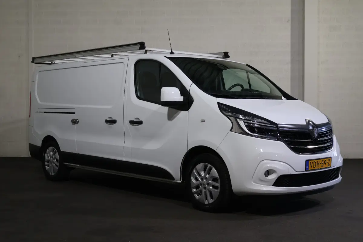 2.0 dCi 170pk L2 H1 Airco Navigatie Camera Imperiaal