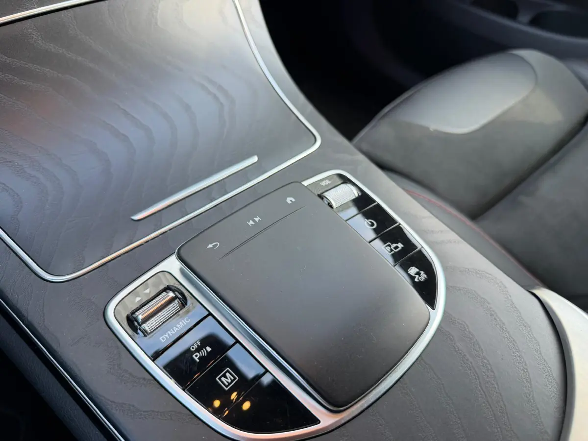 300e 4MATIC Premium | 1E EIGENAAR | 3/6/12MND GARANTIE |  BTW | AUTOMAAT | CRUISE | DAB | LED | CAMERA | SFEERVERLICHTING | CARPLAY | NAVI |