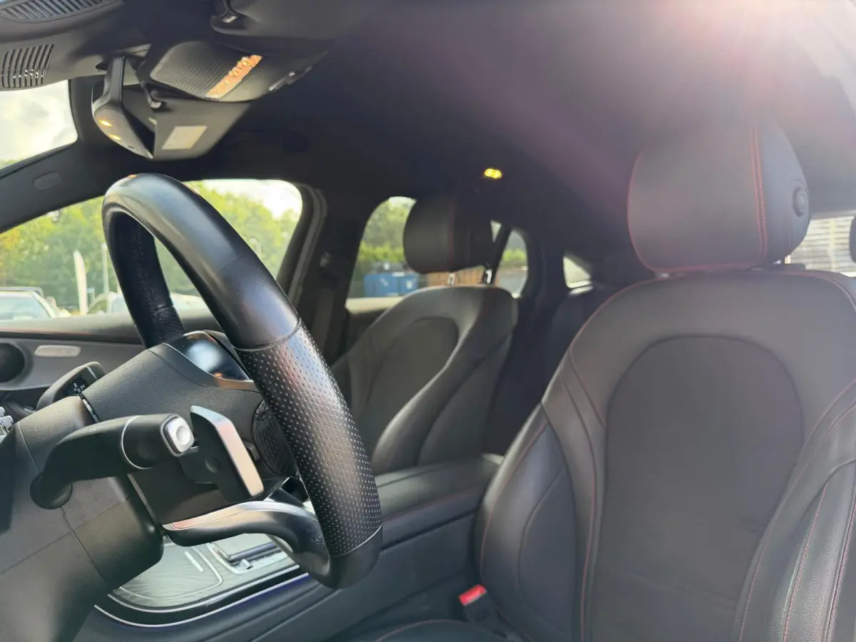 300e 4MATIC Premium | 1E EIGENAAR | 3/6/12MND GARANTIE |  BTW | AUTOMAAT | CRUISE | DAB | LED | CAMERA | SFEERVERLICHTING | CARPLAY | NAVI |