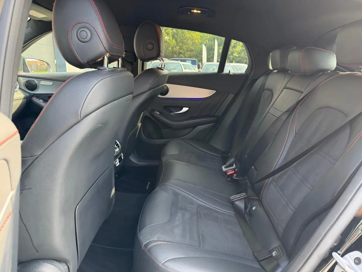 300e 4MATIC Premium | 1E EIGENAAR | 3/6/12MND GARANTIE |  BTW | AUTOMAAT | CRUISE | DAB | LED | CAMERA | SFEERVERLICHTING | CARPLAY | NAVI |