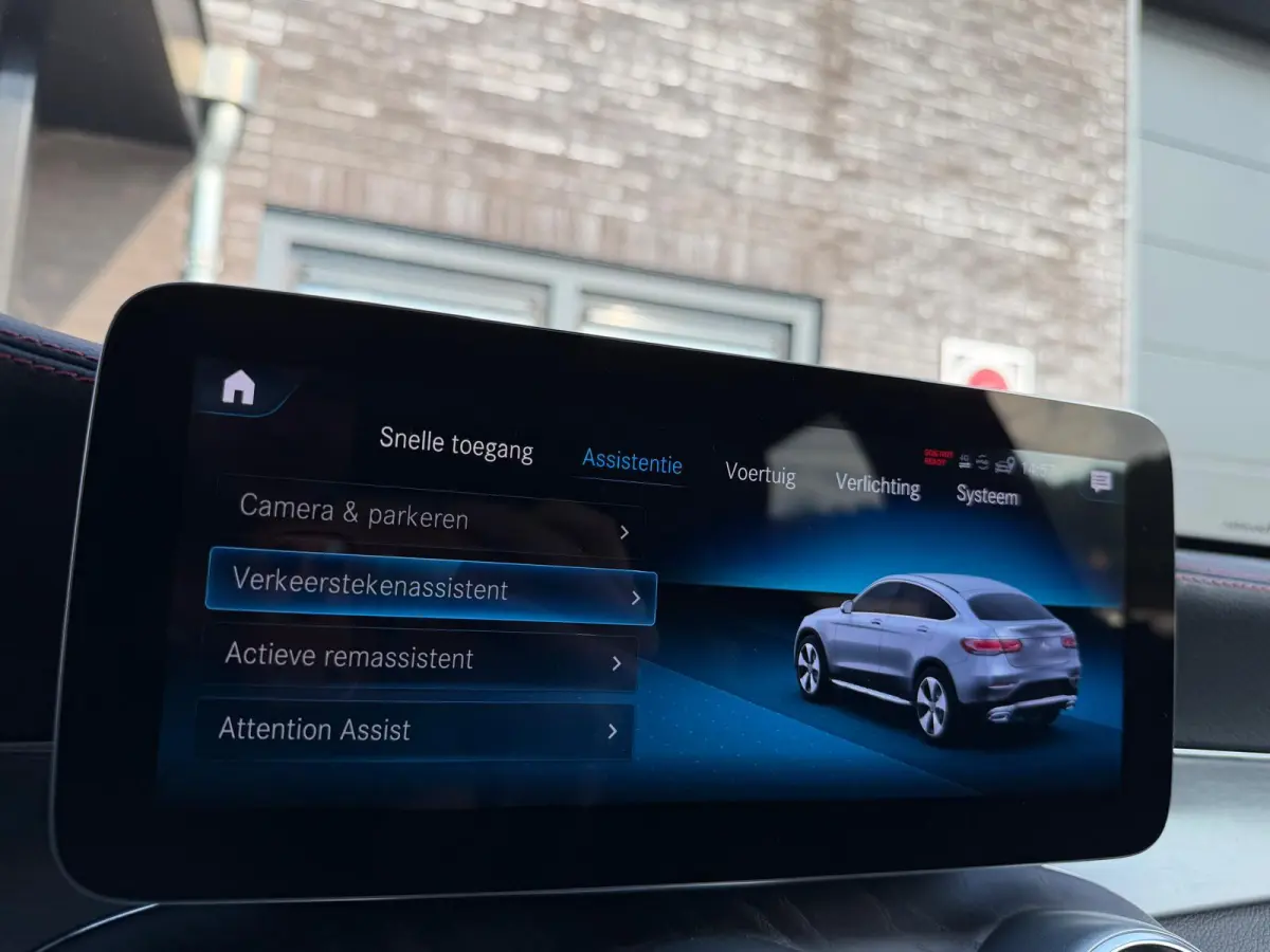 300e 4MATIC Premium | 1E EIGENAAR | 3/6/12MND GARANTIE |  BTW | AUTOMAAT | CRUISE | DAB | LED | CAMERA | SFEERVERLICHTING | CARPLAY | NAVI |