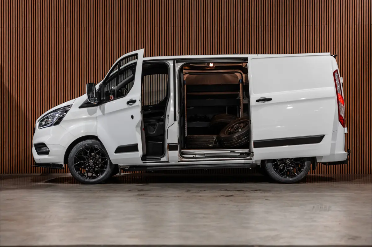 300 2.0 TDCI | Automaat | Raptor Edition | L+R Schuifdeur | CarPlay | Camera | Navigatie | Stoelverwarming | Trekhaak | Nieuwe APK
