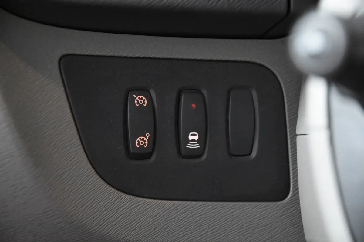1.2-16V Rolstoelauto 3+1 *Automaat*Luchtvering*
