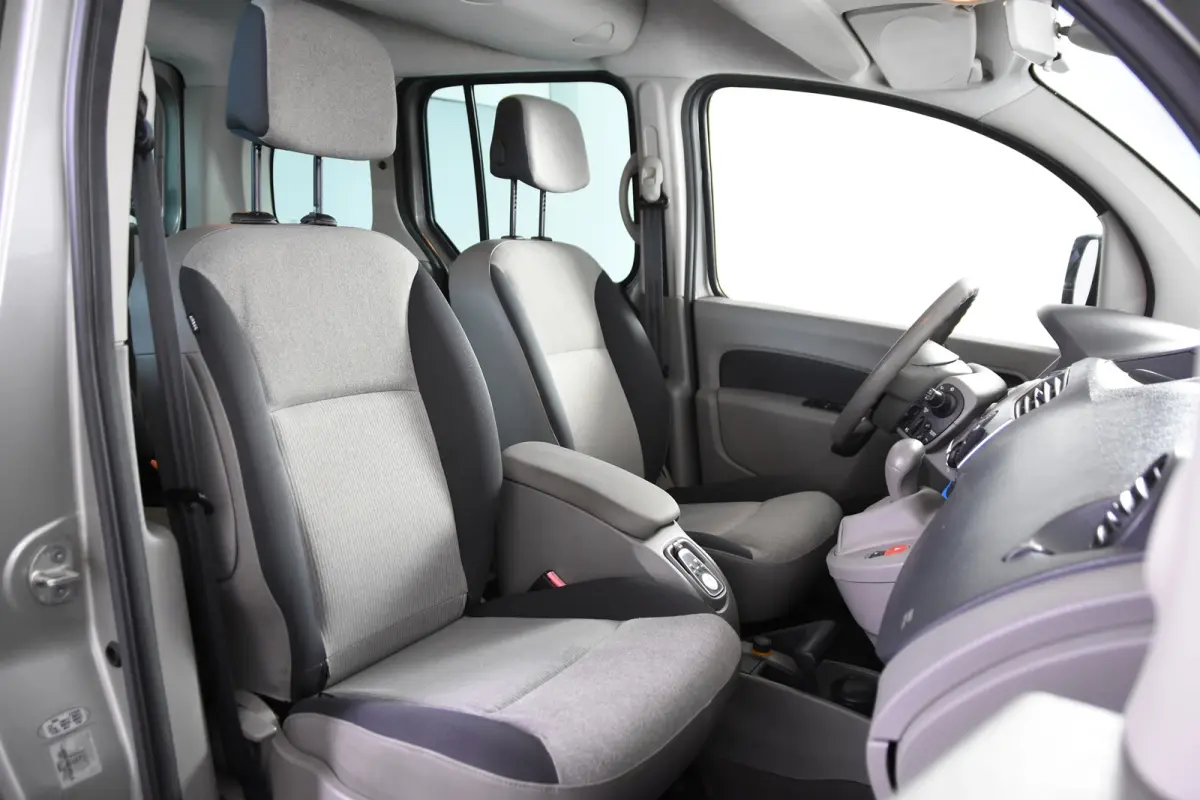 1.2-16V Rolstoelauto 3+1 *Automaat*Luchtvering*