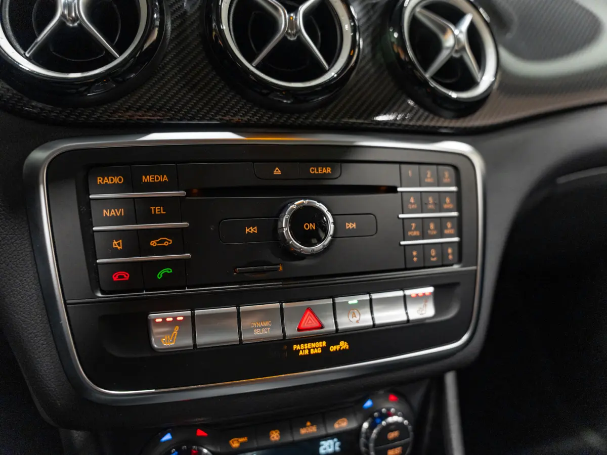 200 AMG AUT, Facelift, Voll Led, Navi, Leder, Camera, Cruise, Clima, Private Glas, PDC, Voll Onderhouden
