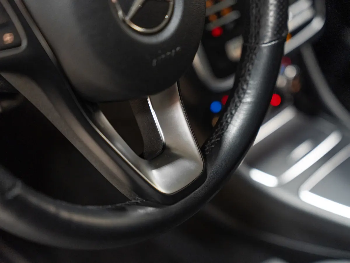200 AMG AUT, Facelift, Voll Led, Navi, Leder, Camera, Cruise, Clima, Private Glas, PDC, Voll Onderhouden