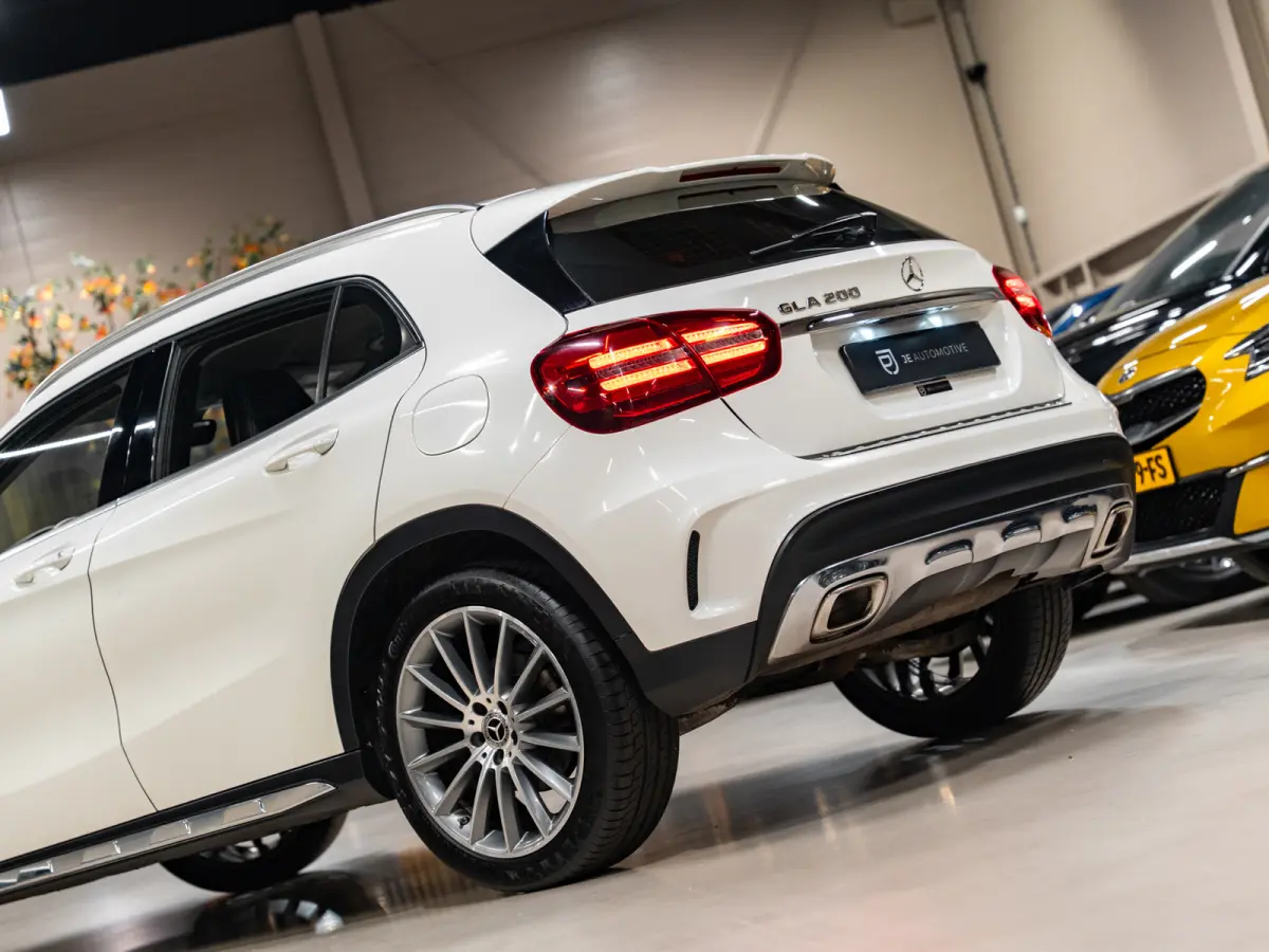 200 AMG AUT, Facelift, Voll Led, Navi, Leder, Camera, Cruise, Clima, Private Glas, PDC, Voll Onderhouden