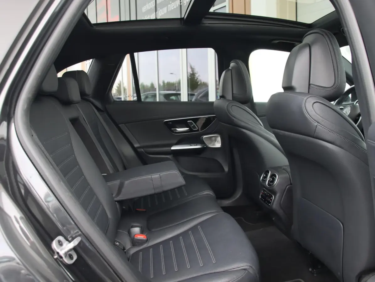 400e 4MATIC AMG Line | Panoramdak | SOH 96%