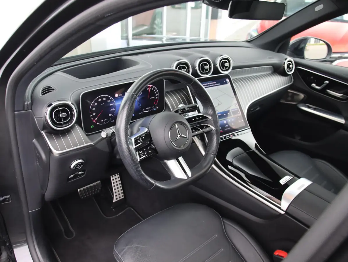 400e 4MATIC AMG Line | Panoramdak | SOH 96%