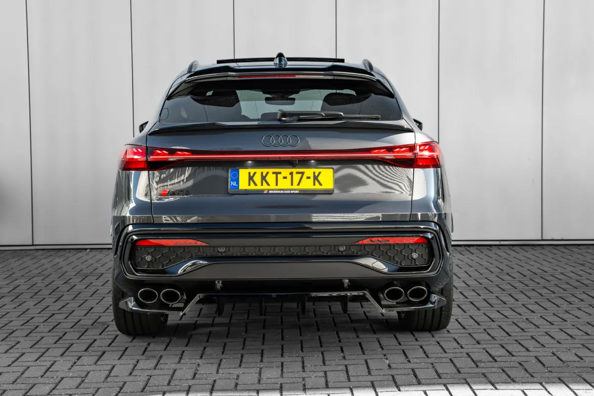 SQ5 3.0 TFSI 367PK | UNIEK IN NEDERLAND! | Trekhaak | Panorama Dak | B&O | Luchtvering | Head-up Display | Stoel+Stuurwielverw.