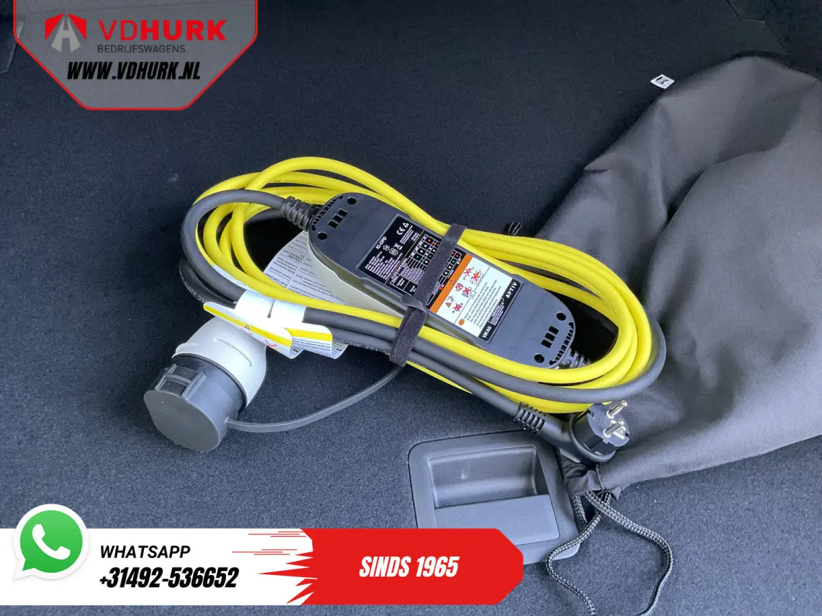 1.5 TSI e-Hybrid 272 pk VZ Limited Pano/ Elek.Trekhaak/ Sennheiser/ 360 Camera/ Matrix/ Snellader/ Elek.klep/ Head-up/ Memory/ Standkachel/ Stoelverw./ Carplay/ Adapt.Cruise/ PDC/ 20'' LMV