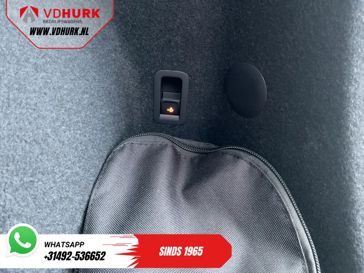 1.5 TSI e-Hybrid 272 pk VZ Limited Pano/ Elek.Trekhaak/ Sennheiser/ 360 Camera/ Matrix/ Snellader/ Elek.klep/ Head-up/ Memory/ Standkachel/ Stoelverw./ Carplay/ Adapt.Cruise/ PDC/ 20'' LMV