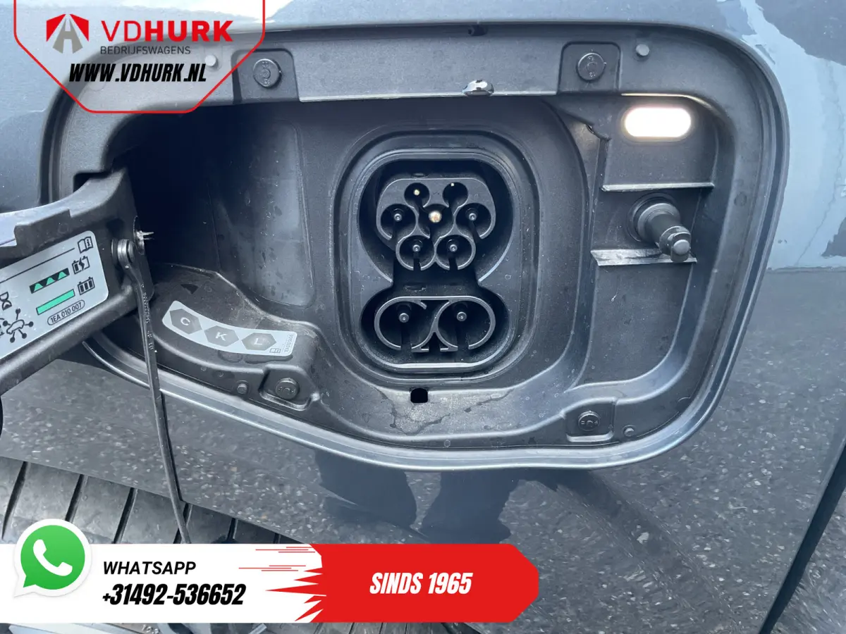 1.5 TSI e-Hybrid 272 pk VZ Limited Pano/ Elek.Trekhaak/ Sennheiser/ 360 Camera/ Matrix/ Snellader/ Elek.klep/ Head-up/ Memory/ Standkachel/ Stoelverw./ Carplay/ Adapt.Cruise/ PDC/ 20'' LMV